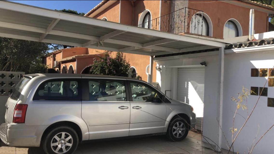 Villa Requesens On Canal Empuriabrava Εξωτερικό φωτογραφία